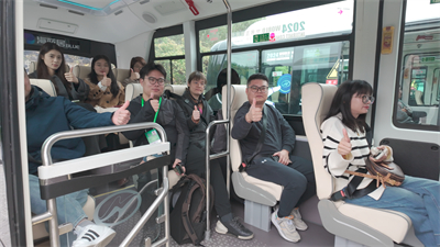 1732238167683705.jpg 點贊中國無人駕駛.jpg