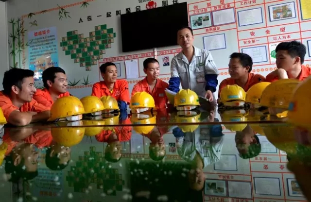 1556331878663421.jpg 640.webp (11).jpg