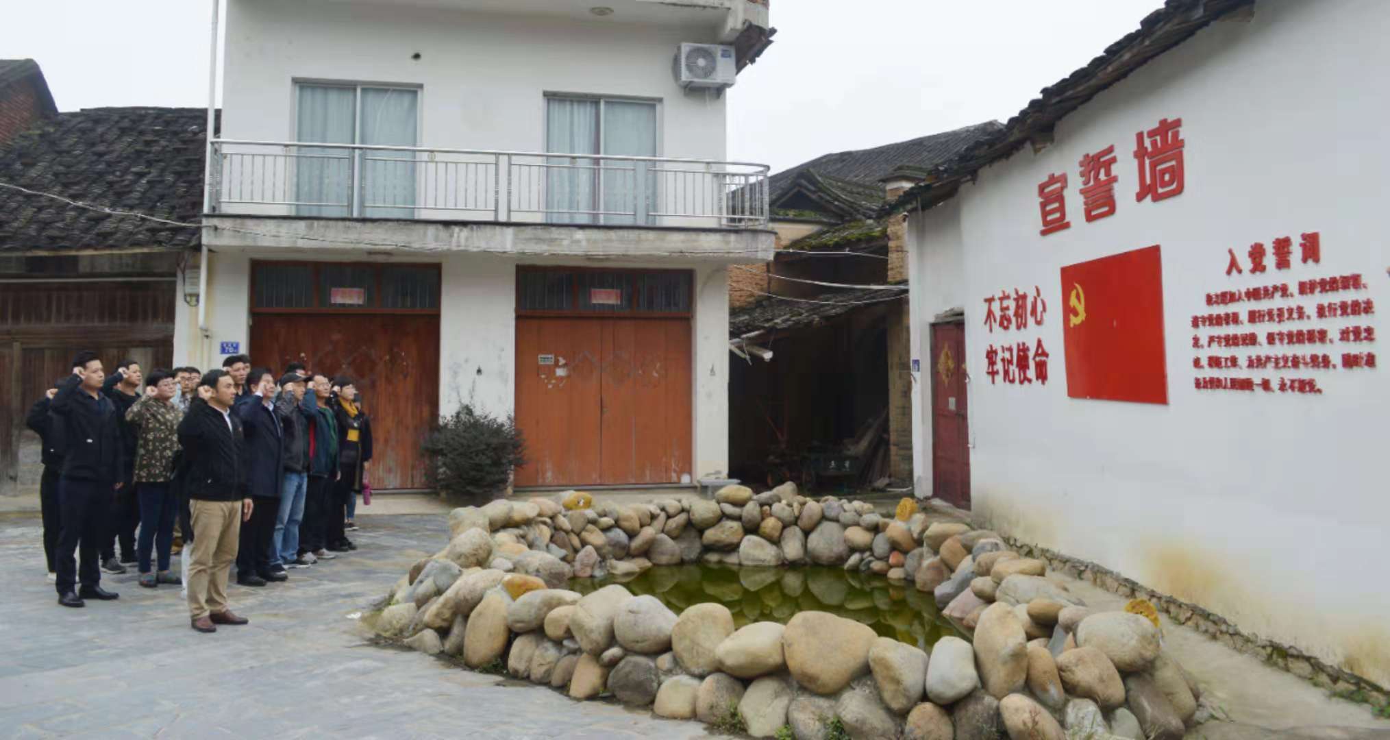 1543386861387539.jpg 77449203973835684.jpg