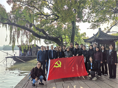 1731026161603006.jpg 紅船合影.jpg