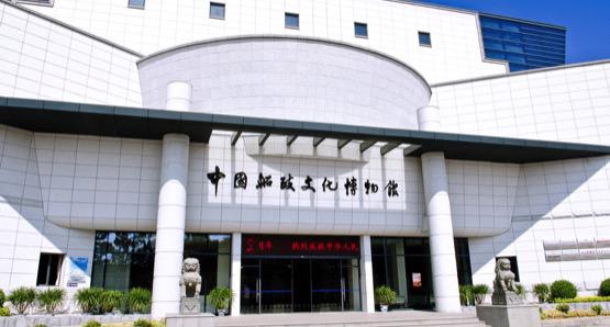 1487142919327030.jpg 福建奔馳新絲路3.jpg