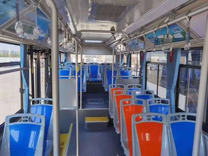 1605259780177585.jpg 內飾