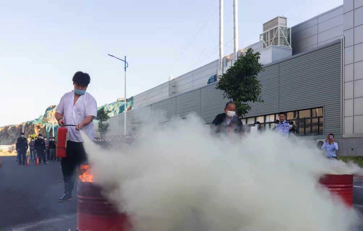 1637817473525610.jpg 1637817473525610.jpg