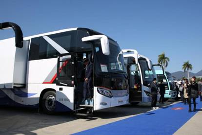 1610436602216022.jpg 參觀醫療專用車